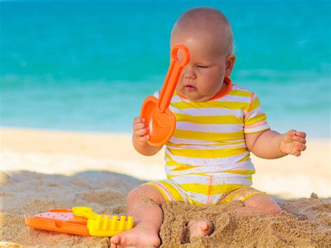 Baby Beach Essentials For A Perfect Day At The Beach Baby Can Travel