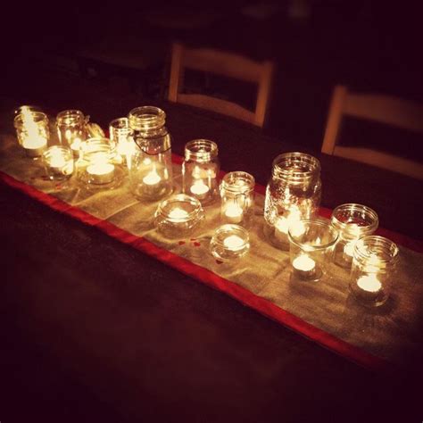 Make this patriotic mason jar centerpiece once and you can reuse it every year! 37 Exquisite Mason Jar Christmas Centerpieces | Table Decorating Ideas