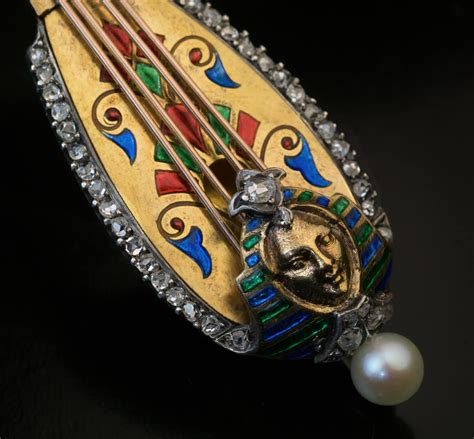 Antique Gold Enamel Diamond Mandolin Brooch Pin Ref 528767 Antique