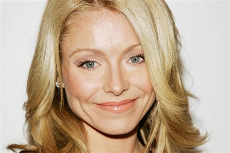 Kelly Ripa Facts Bio Age Personal Life Famous Birthdays