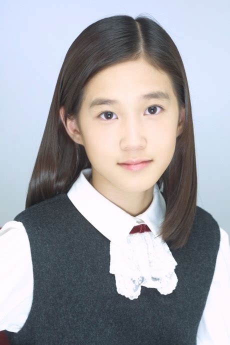 한예리는 84년생이 28살 역할, 한승연과 박은빈은 4살 차이가 나지만 동갑 역할, 류화영은 이들의 언니(.), 박혜수는 대학 졸업반 나이이지만 새내기 역할을. 박은빈 아역시절은