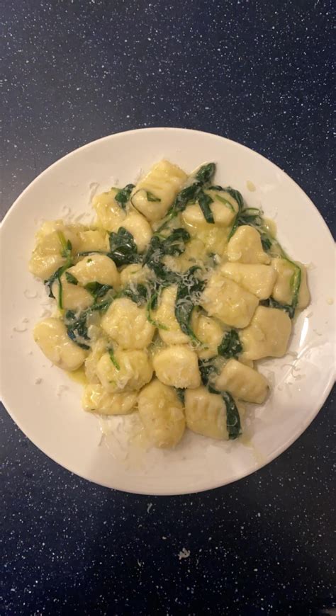 [homemade] Ricotta Gnocchi With Garlic And Spinach R Food