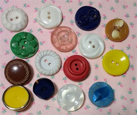 Assortment Of Vintage Plastic Buttons 3 By Bygonebuttonboutique On