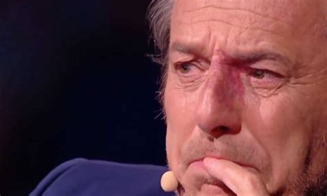 He started a career on radio in 1989, then became tv presenter in 1995 and tried a career as. Jean-Luc Reichmann cautionne-t-il les décisions ...
