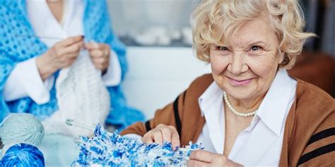 Crafts For Our Seniors Doesnt Have To Be Hard Read These 5 Tips