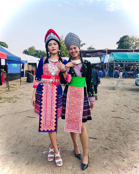 hmong-clothes-hmong-clothes,-pulitzer-dress,-fashion