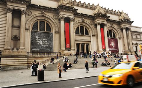 Metropolitan Museum Names Max Hollein As Its New Director Wsj