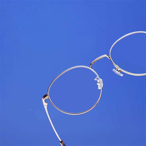 komo pairs quality sunglasses and blue light glasses