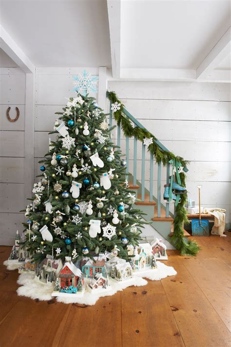 30 Best Decorated Christmas Trees 2017