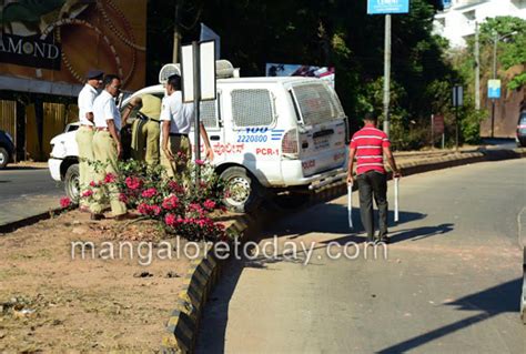 Mangalore Today Latest Main News Of Mangalore Udupi Page Mangalore Police Car Hits Divider