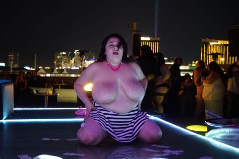 Hustler Klub Wettbewerb Bbw Striptease Videos Nackte Frauen
