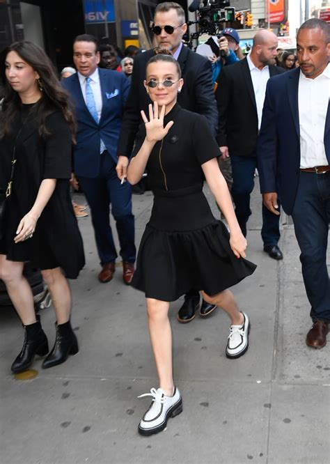 Millie Bobby Brown In A Black Skirt And Top In 2019 Millie Bobby