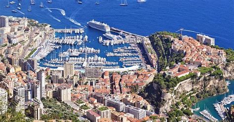 Αποτελεί το πιο πυκνοκατοικημένο κράτος στον κόσμο. Εν Έντεχνω Λόγω: Το λιμάνι του Ηρακλή