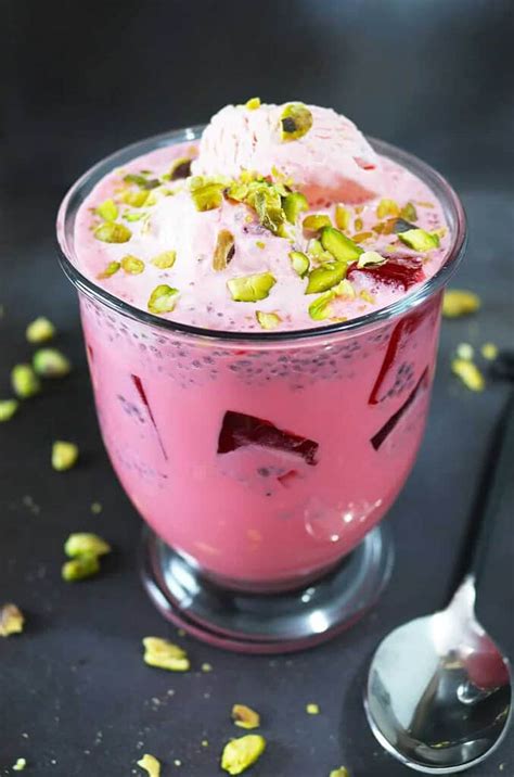 Rose And Almond Flavored Falooda Savory Spin