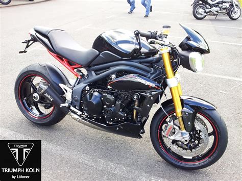 But like virtually all factory bikes of a sporting bent, the street triple has decidedly 'contemporary' styling. Umgebautes Motorrad Triumph Speed Triple R von ...