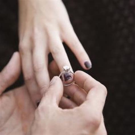 Creative Ways To Give Jewelry Romantically Synonym