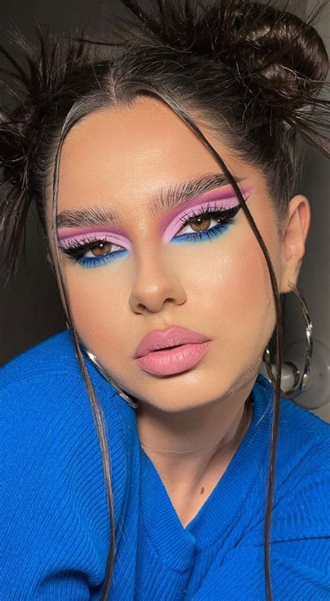 50 Gorgeous Makeup Trends To Try In 2022 Pink And Blue Eye Makeup I Take You Wedding