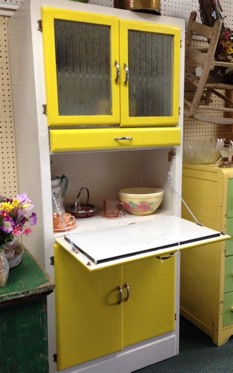 27850 fm 3009, san antonio, tx, 78266 p: Vintage yellow kitchen cabinet/cupboard at Homestead ...