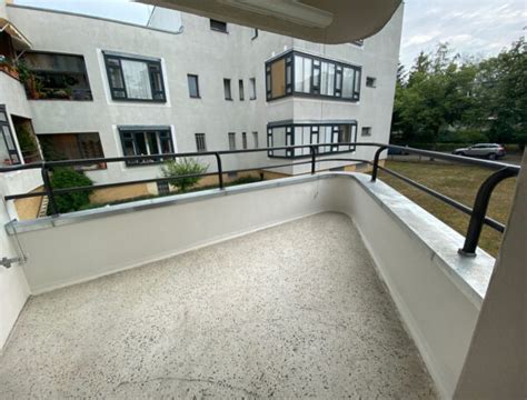 Sie besitzt eine neue einbauküche mit allen geräten, wie spülmaschine etc. Wohnung in Berlin Grunewald kaufen - Immobilien zum Verkauf