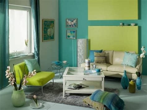 Turquoise blue is one of the star tones this 2021. Living Room Paint Ideas 2021 - Interior Decor Trends