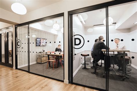 An Exclusive Look Inside Wework Coworking In Londons Soho Officelovin