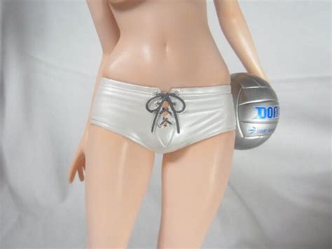 Dead Or Alive Doa Xtreme Beach Volleyball Premium Figure Hitomi Limited