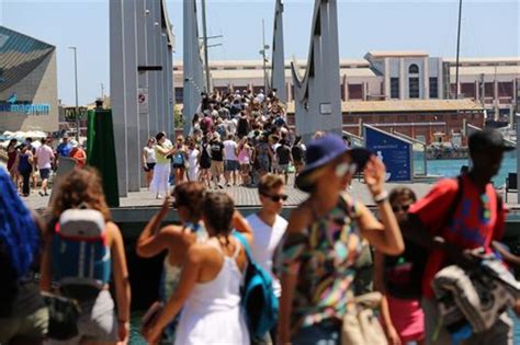 Saiba tudo sobre a plaza de españa em madri: España recibe 32,8 millones de turistas extranjeros hasta ...