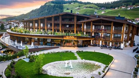 Hotel Granbaita Dolomites Raffinato 5 Stelle Di Selva Di Val Gardena