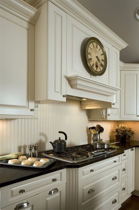 Learn about kitchen wall cabinets, and explore materials and designs that will create a kitchen that fits your personal style. 25 Beadboard Kitchen Backsplashes To Add A Cozy Touch ...