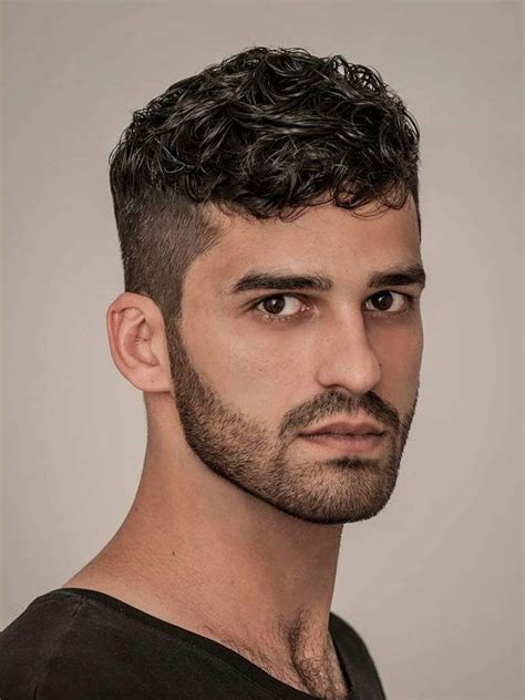 Modern Men S Hairstyles For Curly Hair That Will Change Your Look Cabelo Masculino