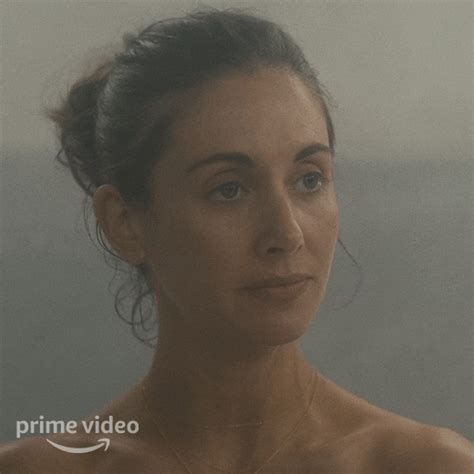 Alison Brie Yes Gif By Amazon Prime Video Find Share On Giphy