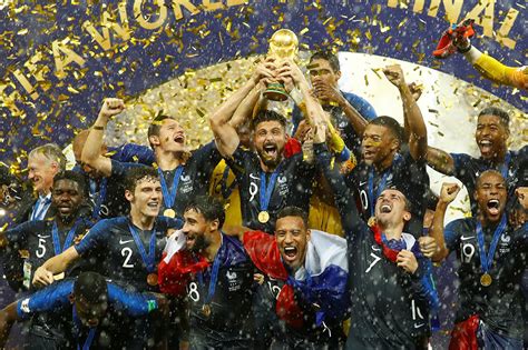 Football France Overpowers Croatia To Win World Cup Abs Cbn News