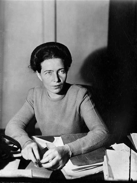 Simone De Beauvoir La Filósofa Existencialista Y Feminista