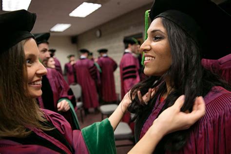 Zenfolio Siu School Of Medicine Photography Commencement 2016