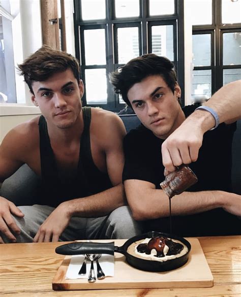 Grayson Dolan Twins Instagram Post Hot Cute 2018 Dolan Twins Twins Instagram Ethan And