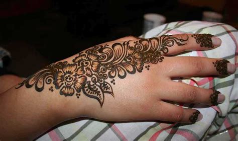 Venny Wildha: Henna Tattoo Designs