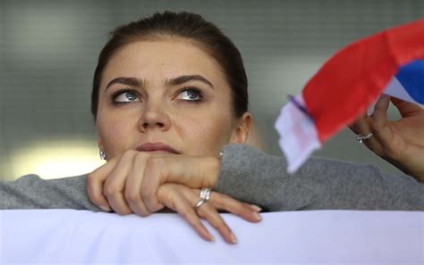 Auf Den Spuren Von Putins Geliebter Wo Ist Die Russische Olympiasiegerin Alina Kabajewa