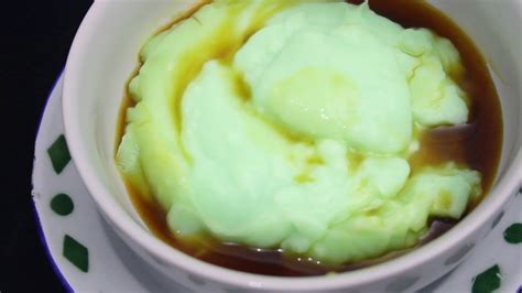 Belum lama ini (01/05), sarwendah membagikan resep cara membuat bubur sumsum lengkap dengan sirup gula jawanya. Resep BUBUR SUMSUM - YouTube