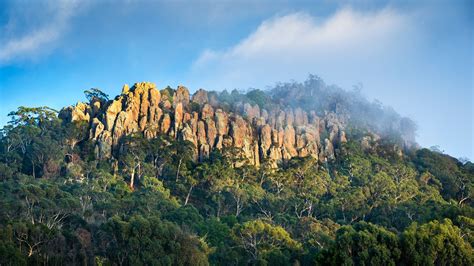 Discover Hanging Rock Tour Daylesford And The Macedon Ranges Victoria