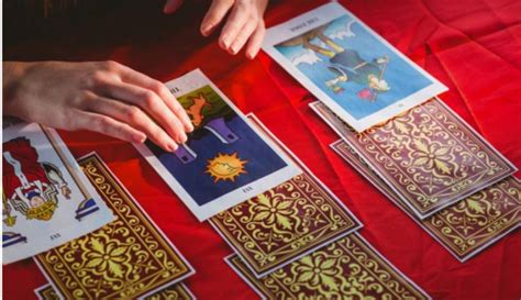 Tarot Reading - Understanding the Four Suits of the Tarot Deck