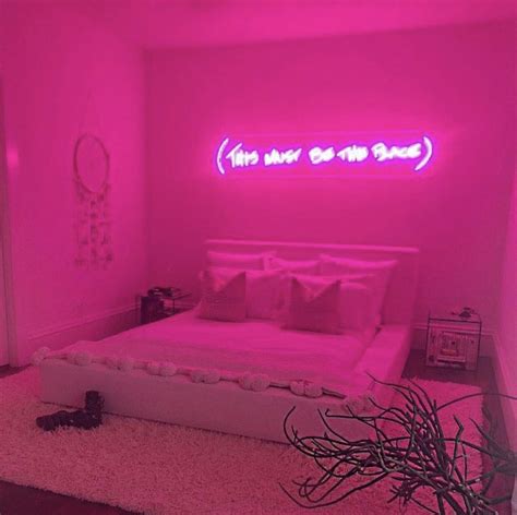 Pin By M A R 🦋🖤 On Room In 2019 Bedroom Decor Neon Bedroom Room Decor