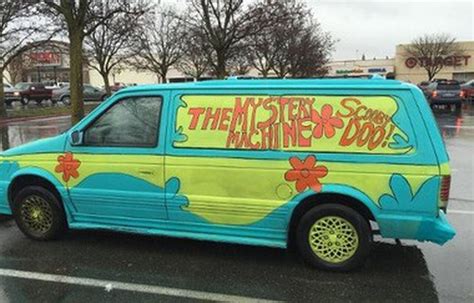 Scooby Doo Mystery Machine Leads Ca Police In High Speed Chase