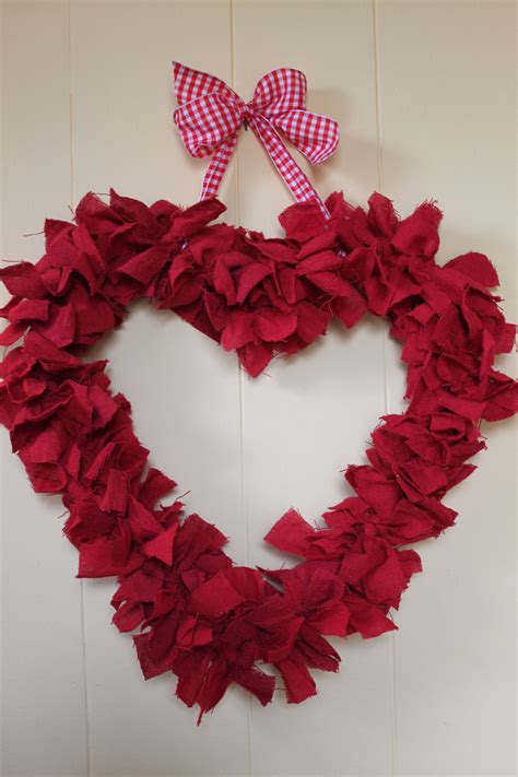 Scraps Of Fabric On A Hanger Bent Into A Heart Unique Diy Valentines