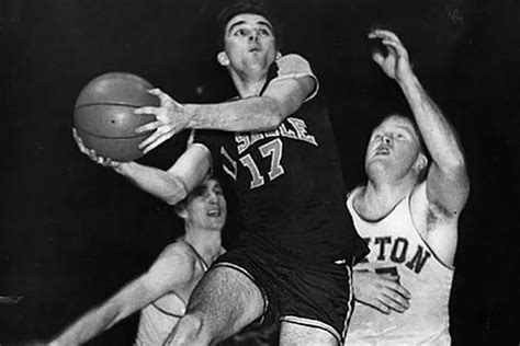 Former La Salle Star Donnelly Dies At Age 81