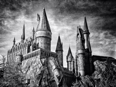 Edited pic of Hogwarts Castle | Harry Potter