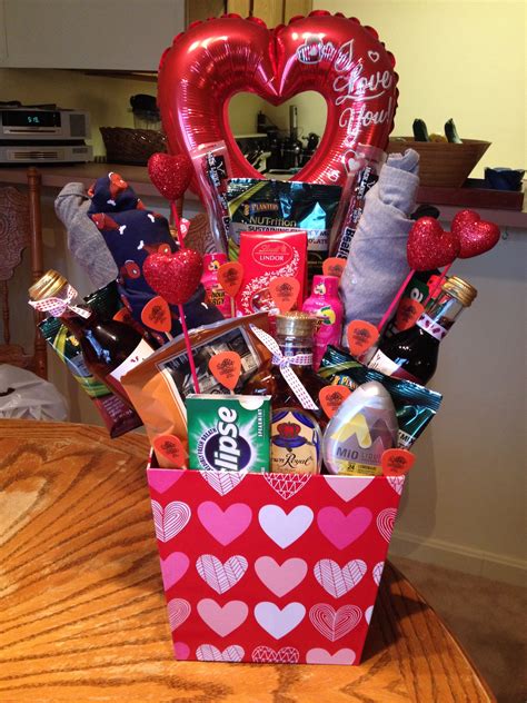 Man S Bouquet For Kyle Diy Valentines Day Gifts For Him Diy Valentines Gifts Valentine S