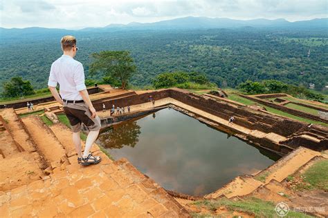 Climbing Sigiriya Tips Voor Een Bezoek Aan De Beroemde Leeuwenrots Van
