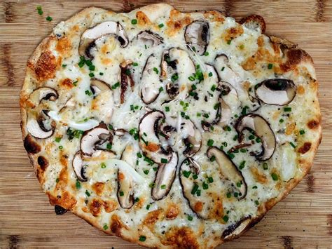 Mushroom Pizza Dale Cruse Flickr