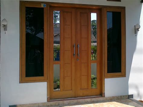 pintu jati bloracom kelebihan  kekurangan kusen kayu