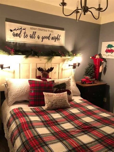 50 Cozy And Festive Christmas Bedroom Decorations To Keep Up All Holiday